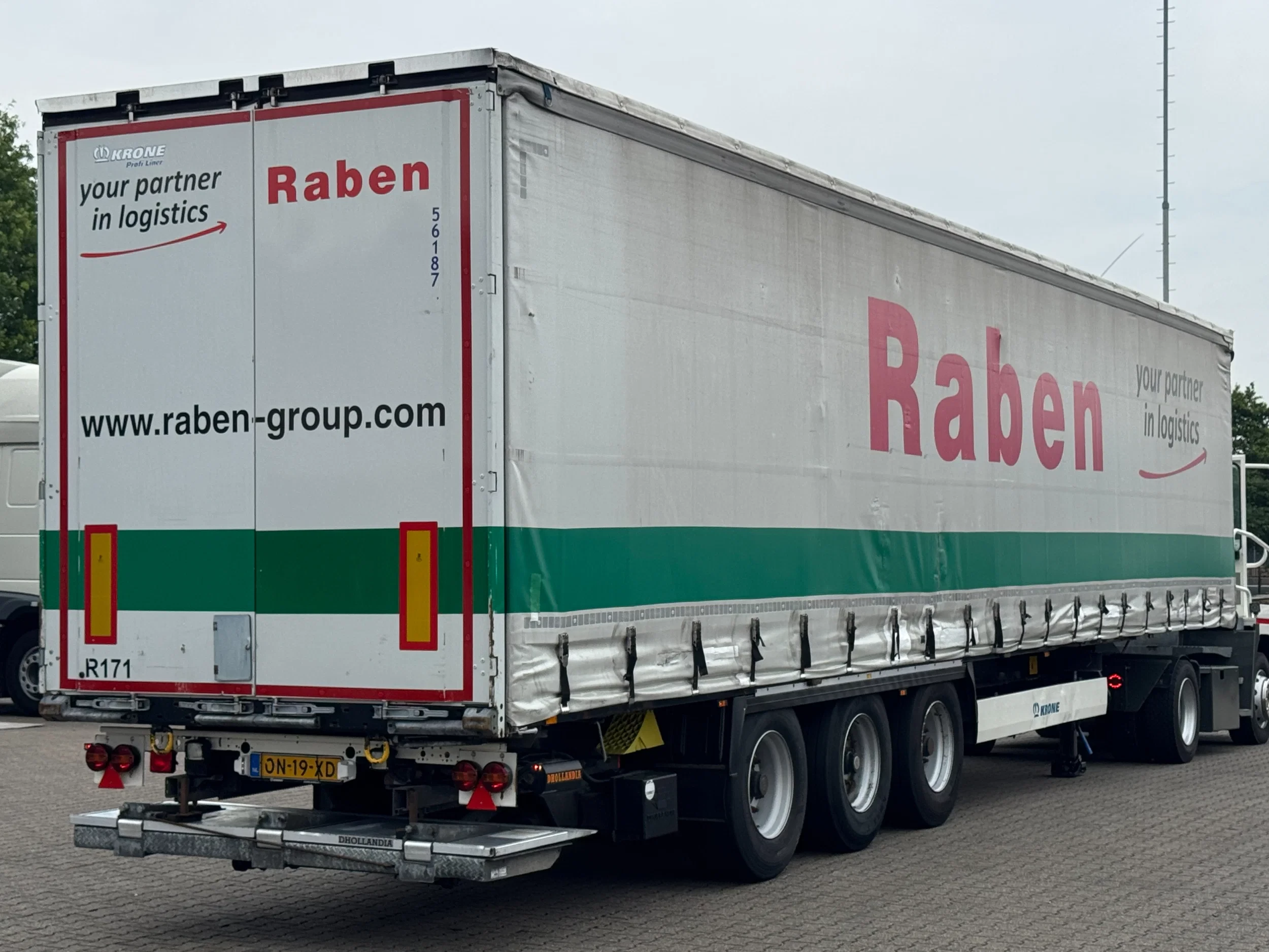 Krone 2015 - Schuifzeil-Dak / Laadklep / BPW-Axle / Code XL / APK obrázek 1
