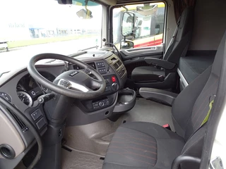 DAF N/A 2021 - XF106 SPACECAB obrazek 3