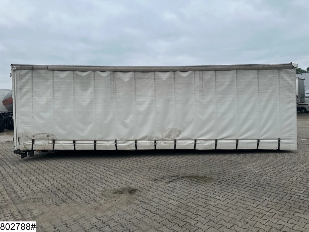 2014 - Gesloten laadbak Bild 8