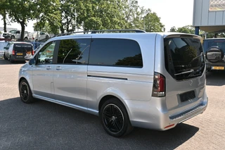 Mercedes-Benz V-Class 2024 - 300d 4-Matic Exclusive AMG L3 DC zdjecie 14