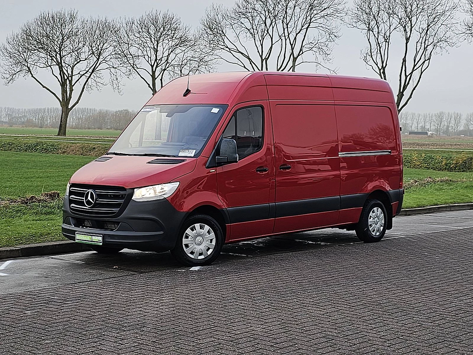 Mercedes-Benz Sprinter 2021 - 214 obrázek 2