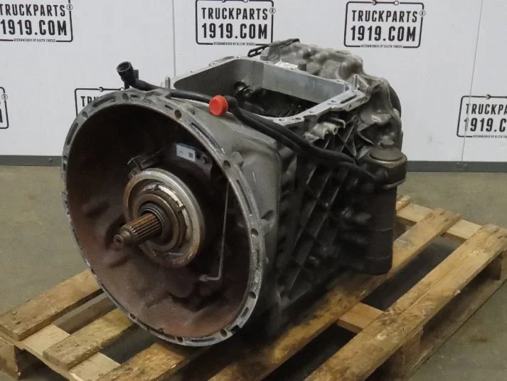 Volvo - Gearbox & Clutch Parts Versnellingsbak AT2612F Volvo imagen 1