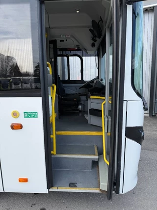 Volvo N/A 2015 - 8900 image 10