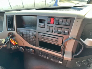 Volvo FM 420 2017 - FM 420 Globetrotter / Night-Airco / ADR (FL, OX, AT) / ALCOA obrazek 24
