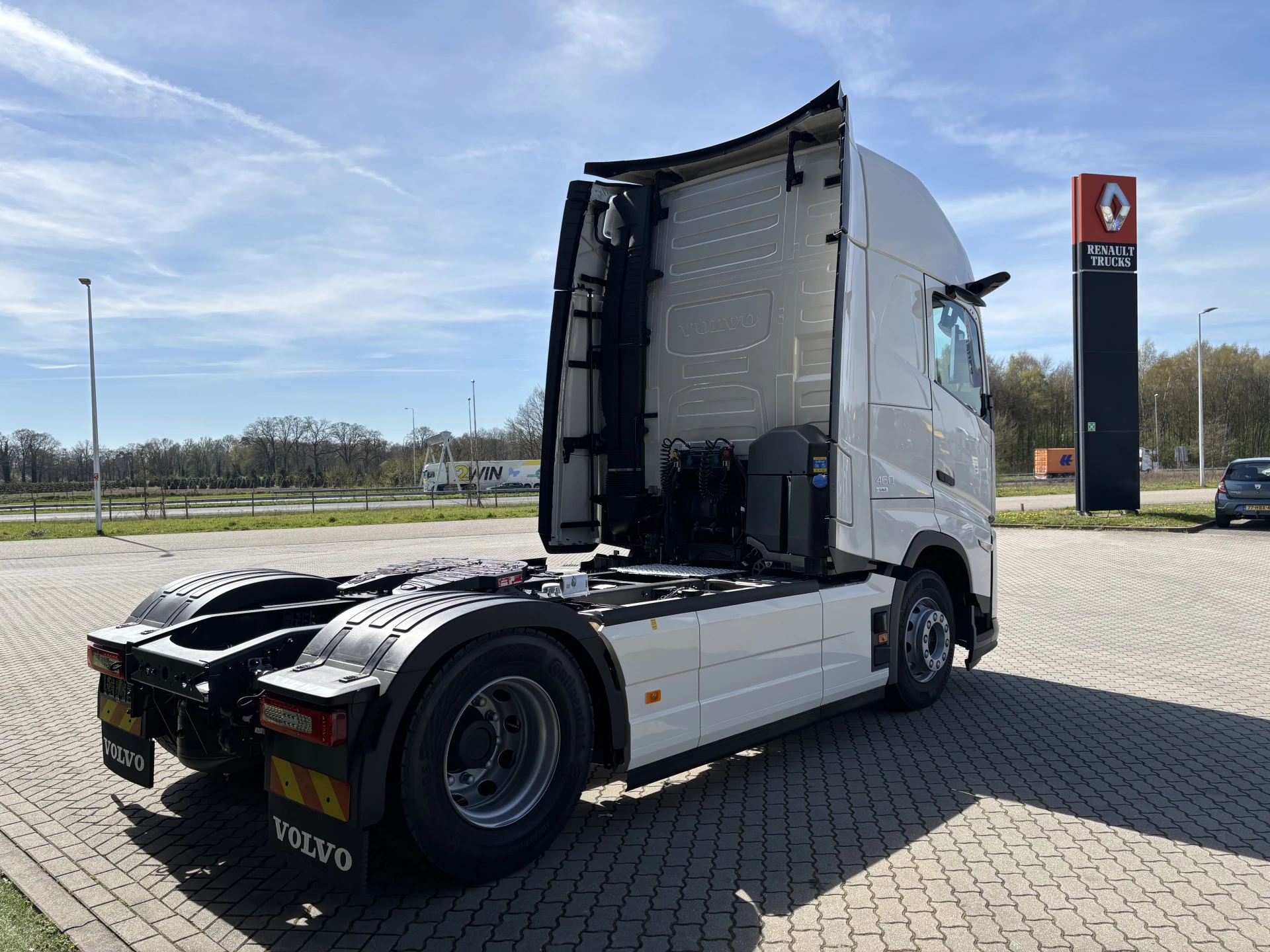 Volvo FH 2026 - 460 Aero XL 4x2 I-Save + I-Park image 3