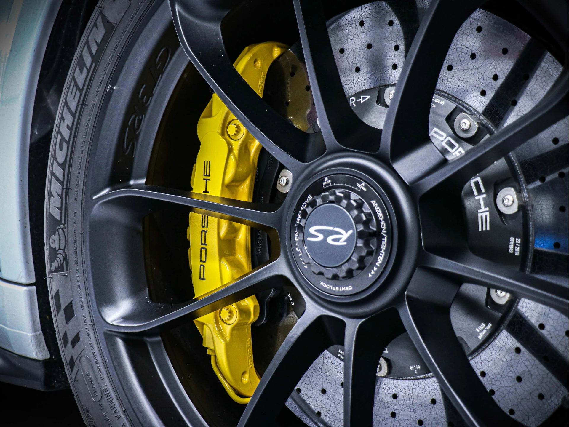 Porsche 911 2018 - GT3 RS afbeelding 11