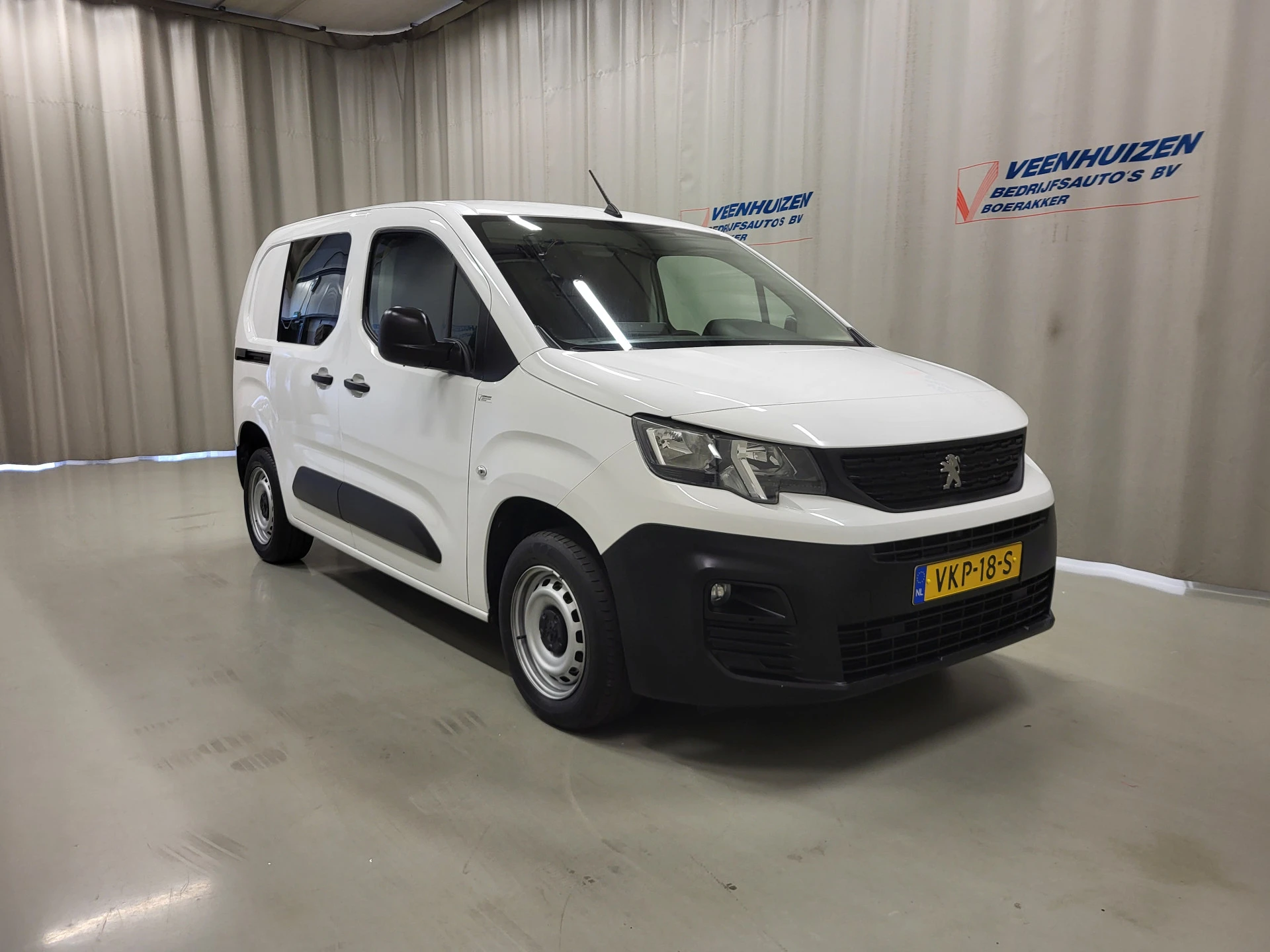 Peugeot Partner 2021 - 1.2PureTech 111pk Benzine! Bild 15