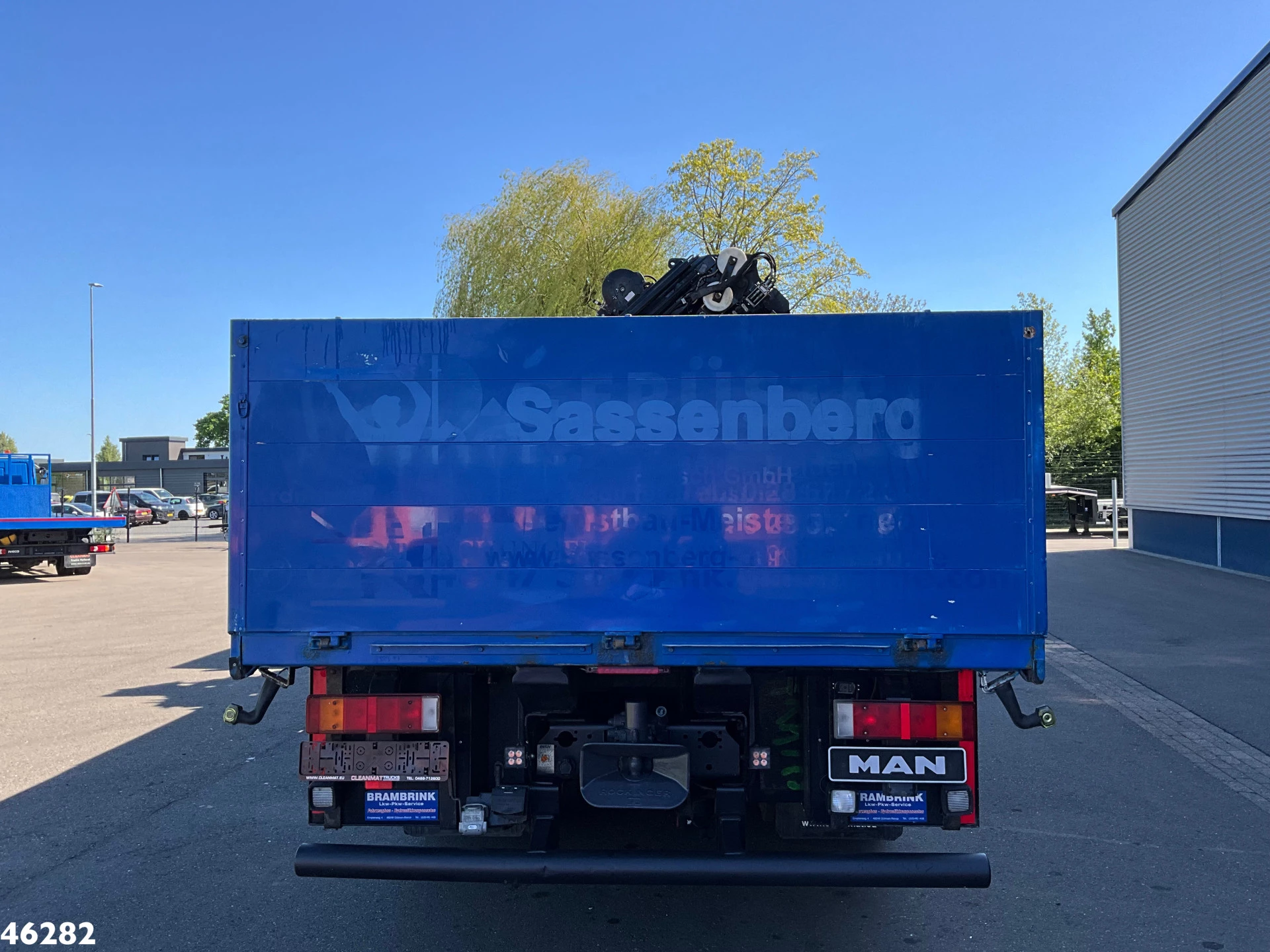 MAN 26.464 DFLC 8x4 Hiab 60 Tonmeter laadkraan + Fly-Jib! Just 336.074 km! 2003 imagem 6
