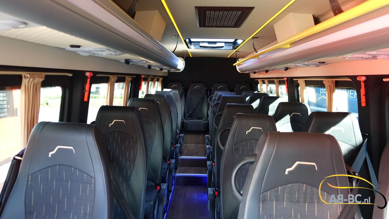 Mercedes-Benz Sprinter 2026 - NEW 519 CDI 24 Seats EURO 6 obrázek 69