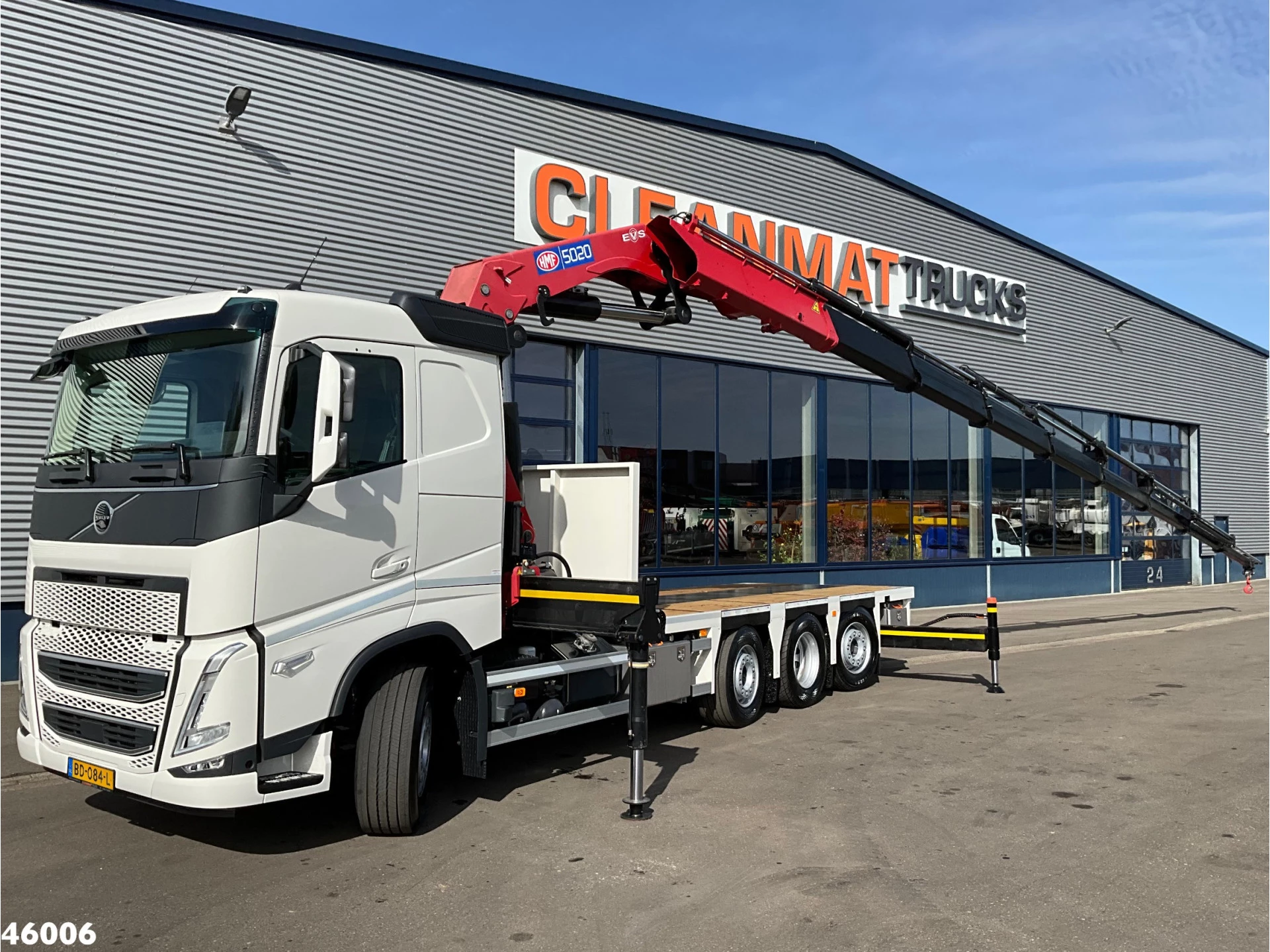 Volvo FH 2026 - 460 Euro 6 HMF 50 Tonmeter laadkraan NEW & UNUSED! afbeelding 1
