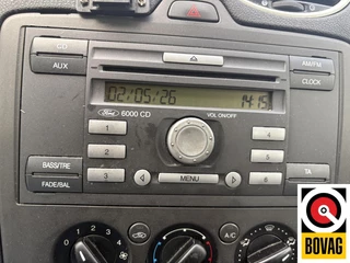 Ford Focus 2006 - Wagon 1.6-16V Ambiente obrazek 14