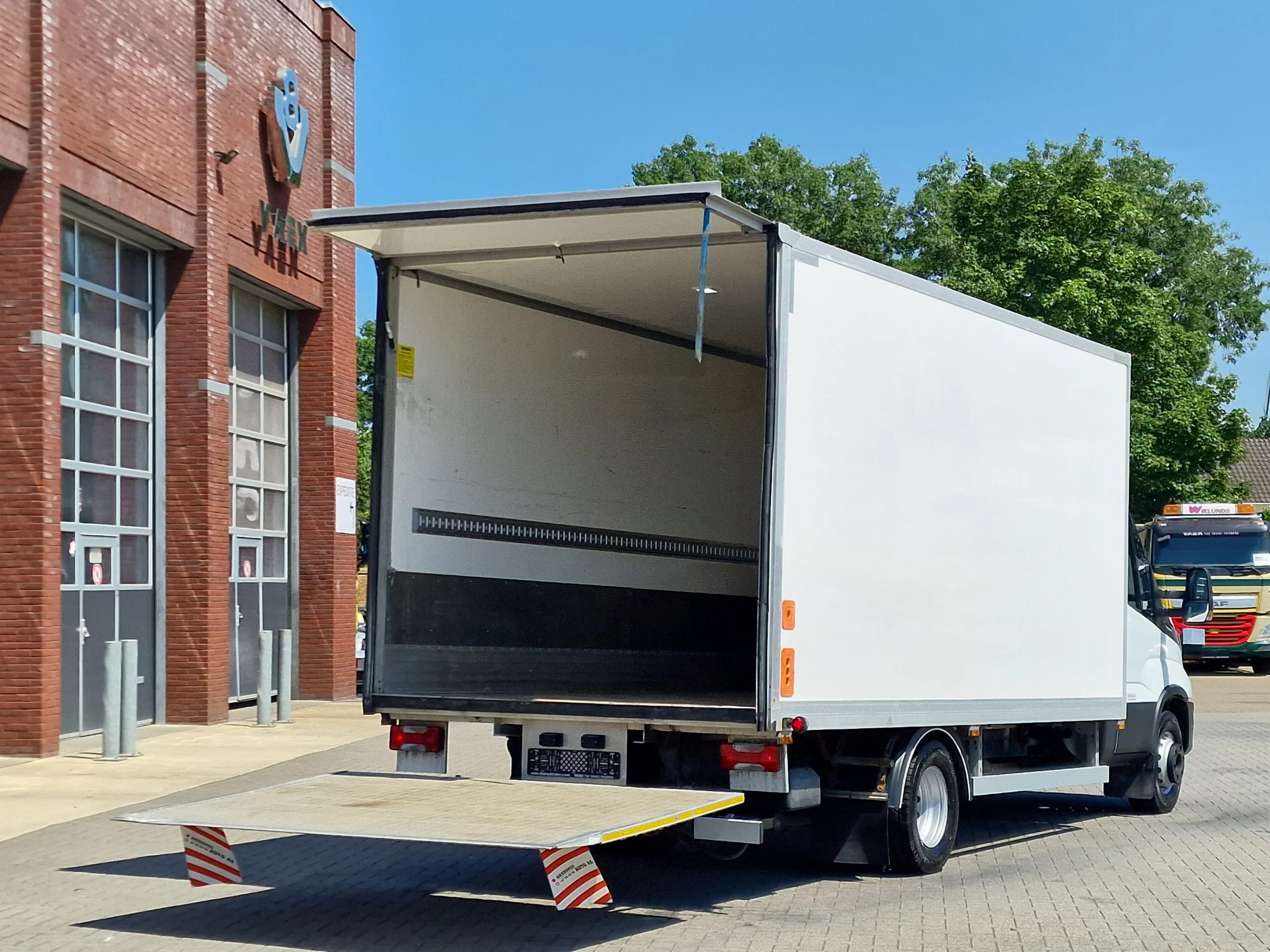 Iveco Daily 2021 - 72C210 - Carrier 600 Frigo - Zepro loadlift - Automatic gearbox - Camera image 10