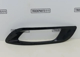 DAF - Body & Chassis Parts Mistlamp kap Li. DAF CF à venda