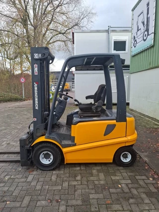 Jungheinrich N/A - EFGVAC25MP Heftruck imagen 1