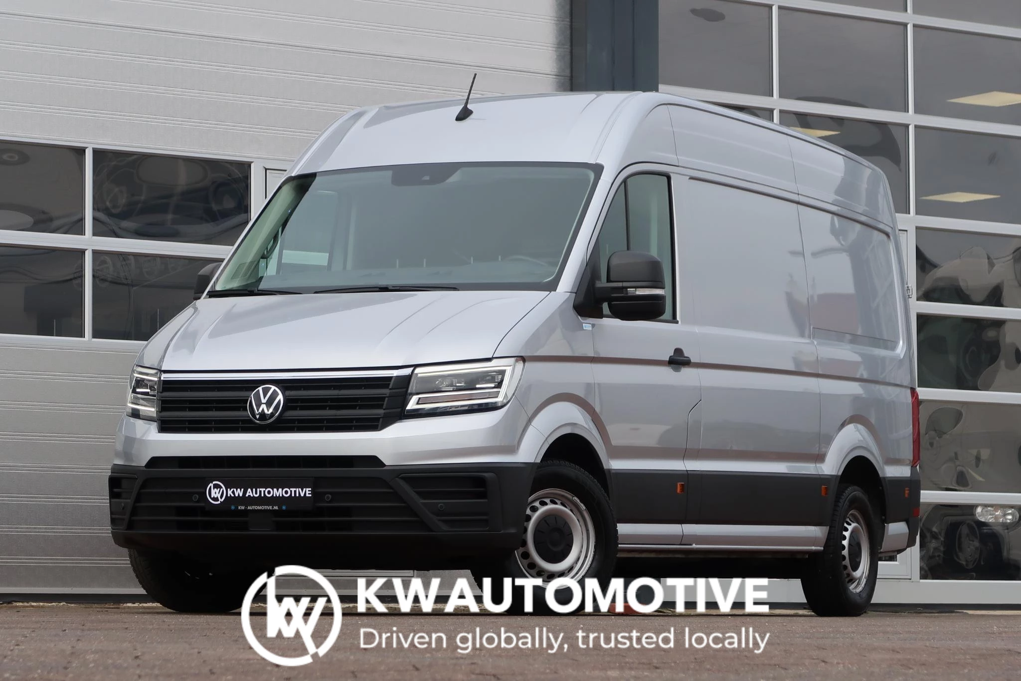 Volkswagen Crafter 2019 - 35 2.0 TDI L3H3 afbeelding 1