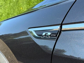 Volkswagen Tiguan 2018 - 1.4 TSI ACT Highline R-Line Automaat Panodak Trekhaak 1eEigenaar !!NIEUWBINNEN!! image 24