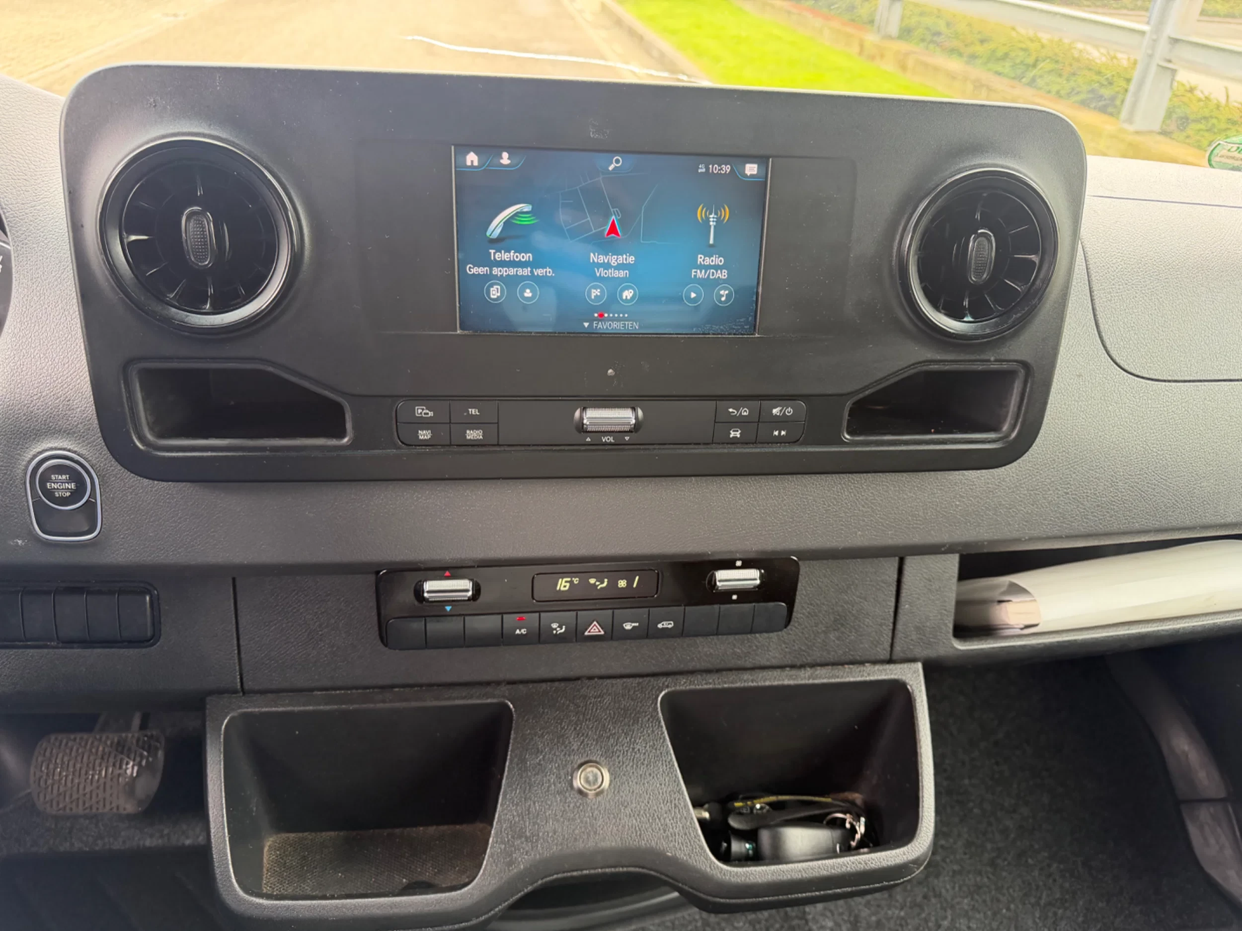 Mercedes-Benz Sprinter 2023 - 515CDI Bakwagen Automaat Airco Navi Cruisecontrol 2,45 Hoog Bild 17