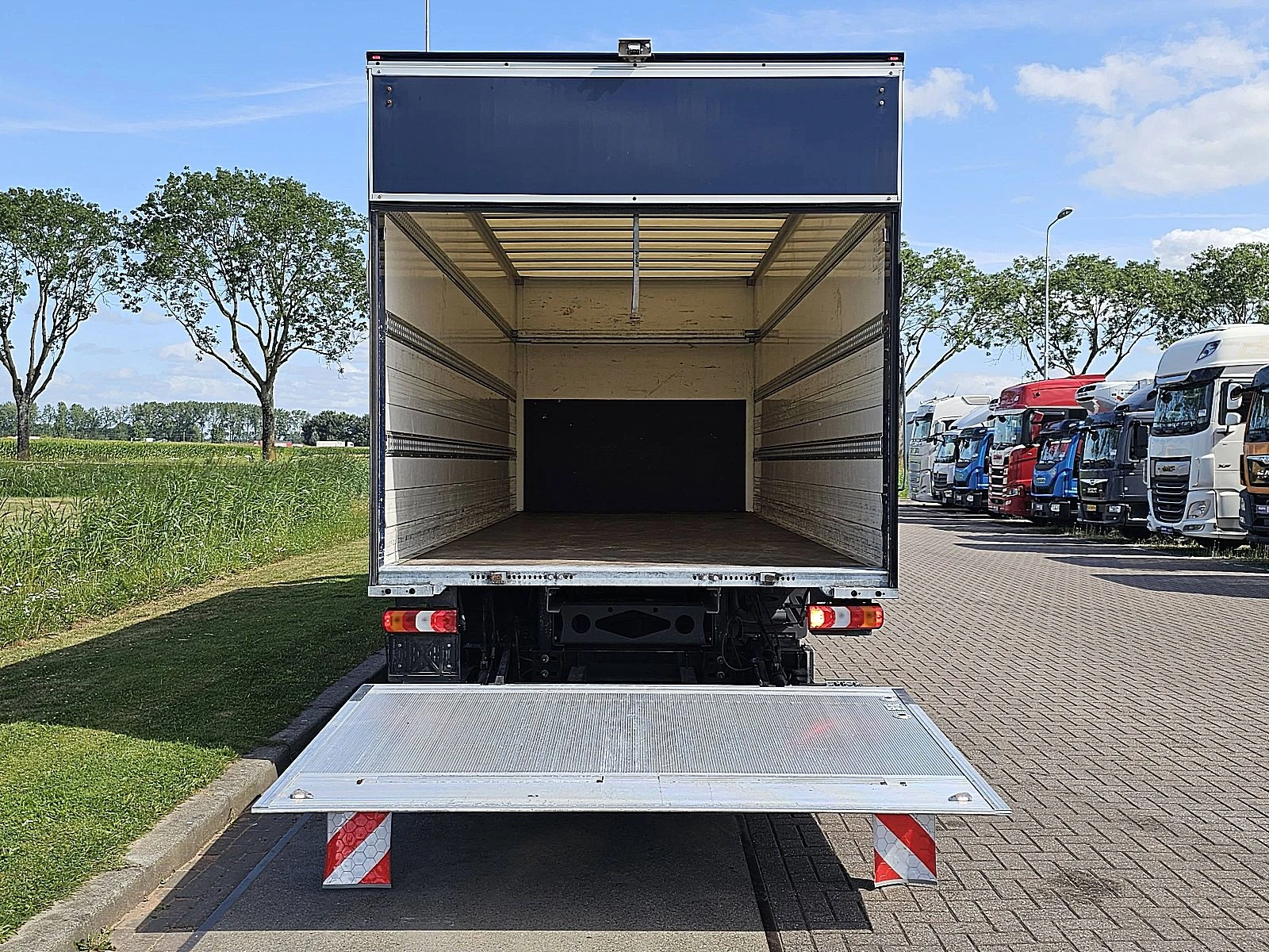Mercedes-Benz Atego 2022 - 818 obrázek 11