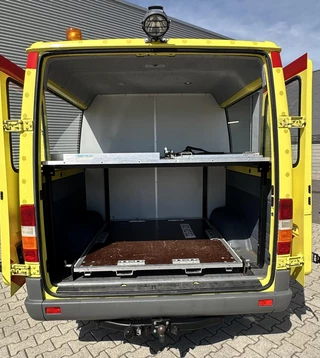 Mercedes-Benz Sprinter 1998 - 310 D lang/hoog Personenbus 8 zitpl.ambulance image 12