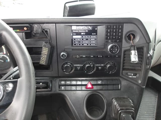 Mercedes-Benz Antos 1836 4x2 Closed Box, double floor 2016 - N/A zdjecie 9