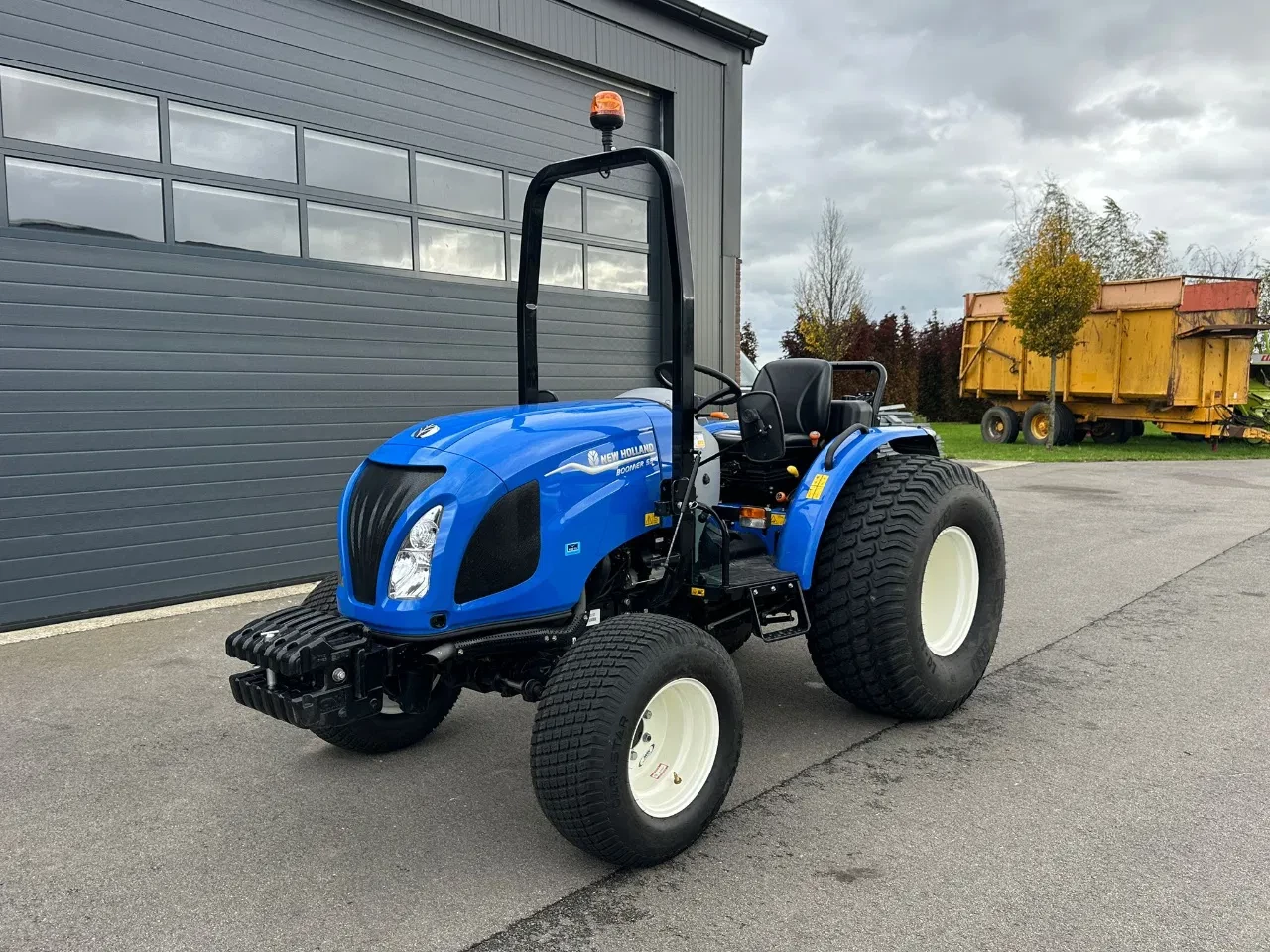 New Holland 2024 - Boomer 55 image 5
