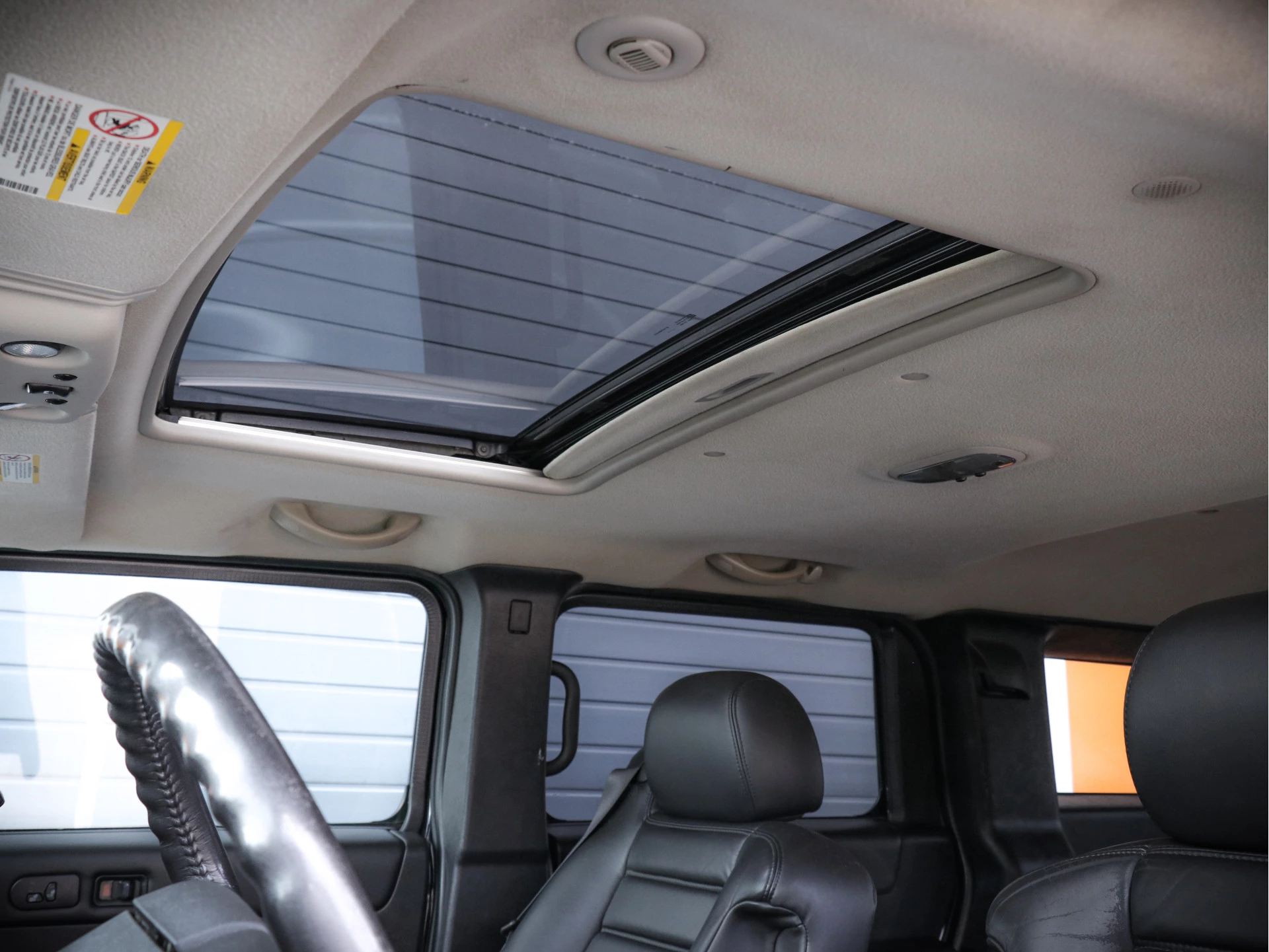 Hummer H2 2005 - 6.0L V8 | Zwart leder | Schuif Kanteldak | image 10