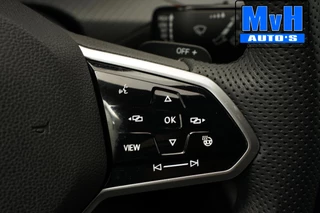 Volkswagen Golf 2020 - 1.5 eTSI R-Line|SPORTSTOEL|LUXE|LED| image 53