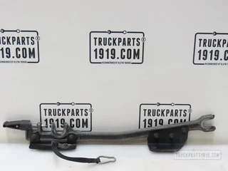 Volvo N/A - 20442377 Steun side skirt Volvo image 1