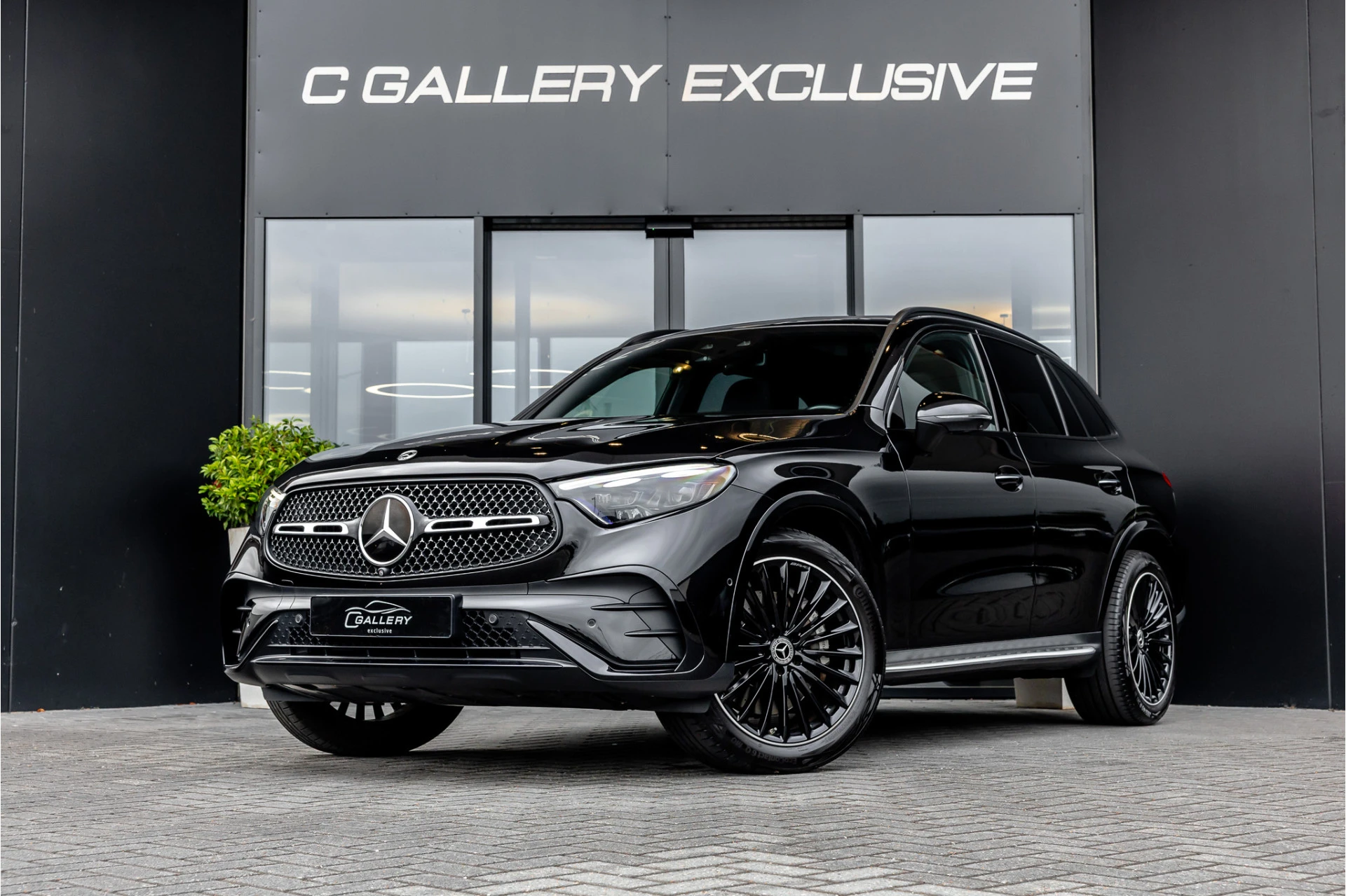 Mercedes-Benz GLC 2023 - GLC200 4MATIC AMG Line afbeelding 3