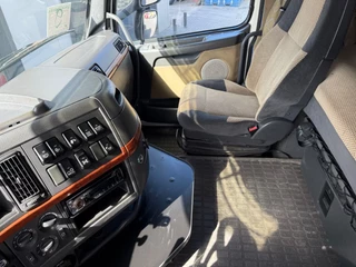 Volvo FH 2006 - 480 6x4 / I-shift / Schuifschotel image 13