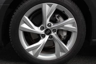 Audi A4 2023 - Avant 40 TFSI 204 pk S-tronic S Line Plus image 3 miniature