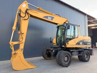 Cat N/A 2003 - M318C zdjecie 1