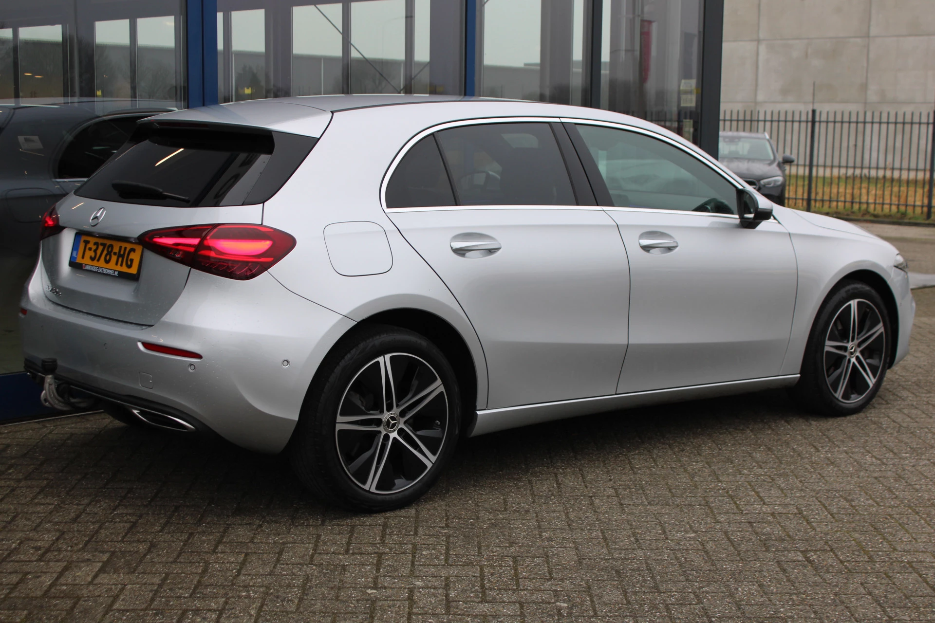 Mercedes-Benz A-Class 2023 - 250e AUT8 Luxury Line (FACELIFT) LEDER SFEER NAVI TREKHAAK obrázek 6