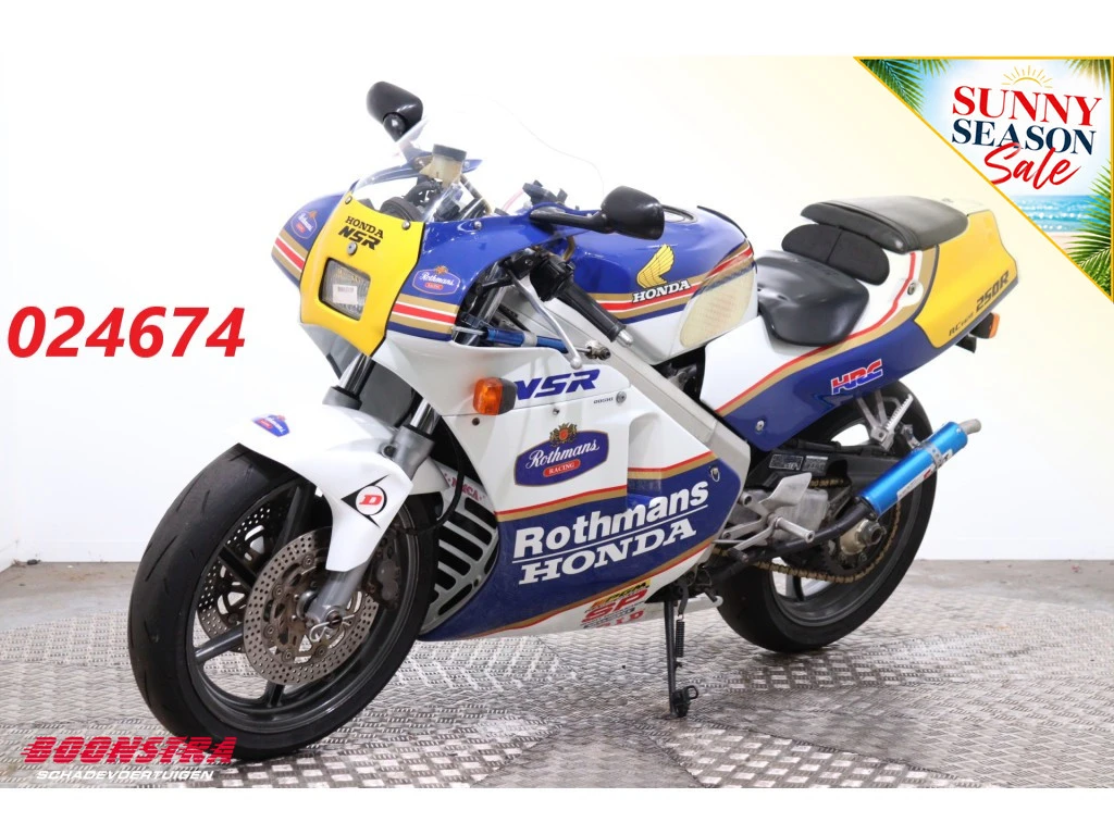 Honda NSR 250 1989 - MC18 Rothmans image 1