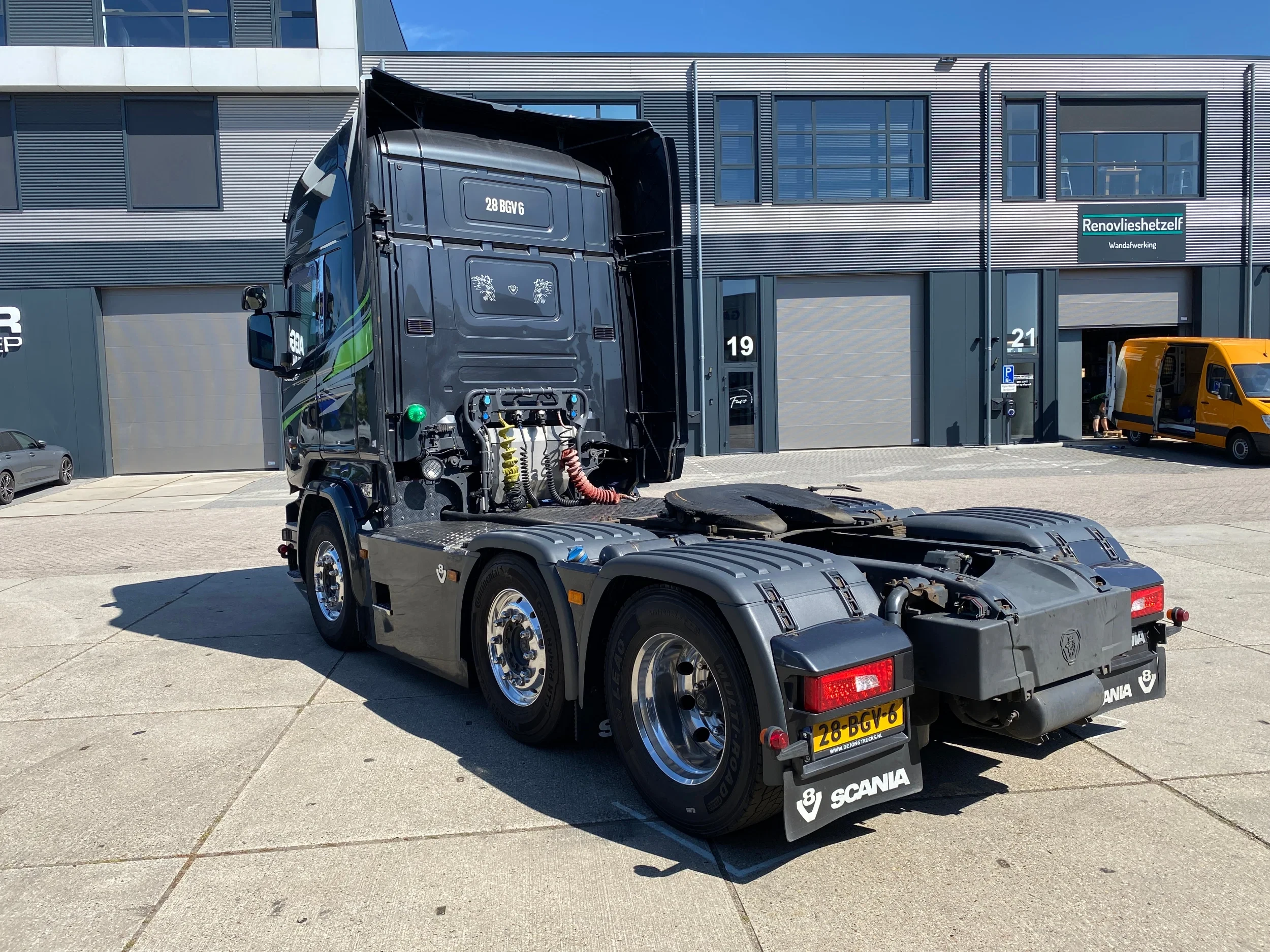 Scania R 2016 - R520 V8 / 6x2/4 / Retarder / Full air suspension / Steering Axle afbeelding 4
