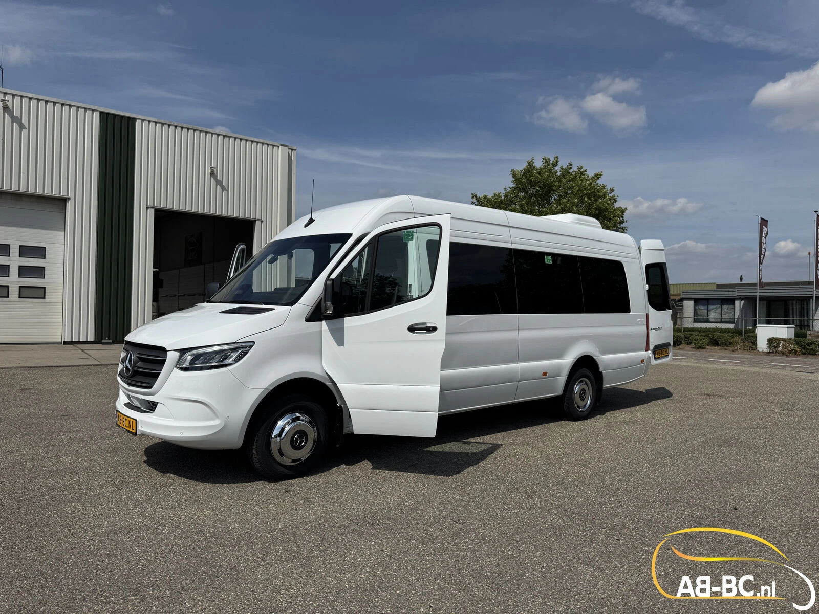 Mercedes-Benz Sprinter 2026 - Transfer 45, 21 Seats, Euro 6, Original German Product afbeelding 12