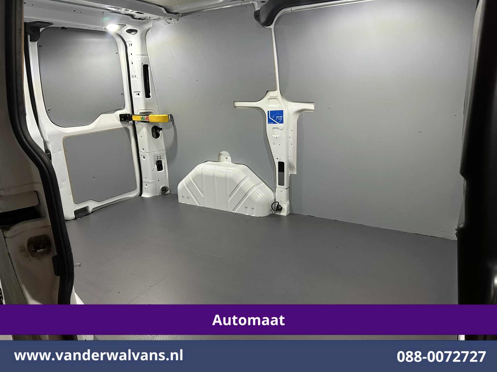 Ford Transit Custom 2021 - 2.0 TDCI 130pk Automaat L1H1 Limited Editie Euro6 Airco | Camera | Navigatie | LED Bild 16