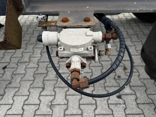 DESOT N/A 1994 - nice 20FT/30FT ADR-Chassis for SMALL PRICE,  liftaxle, 5 twistlocks arms zdjecie 9