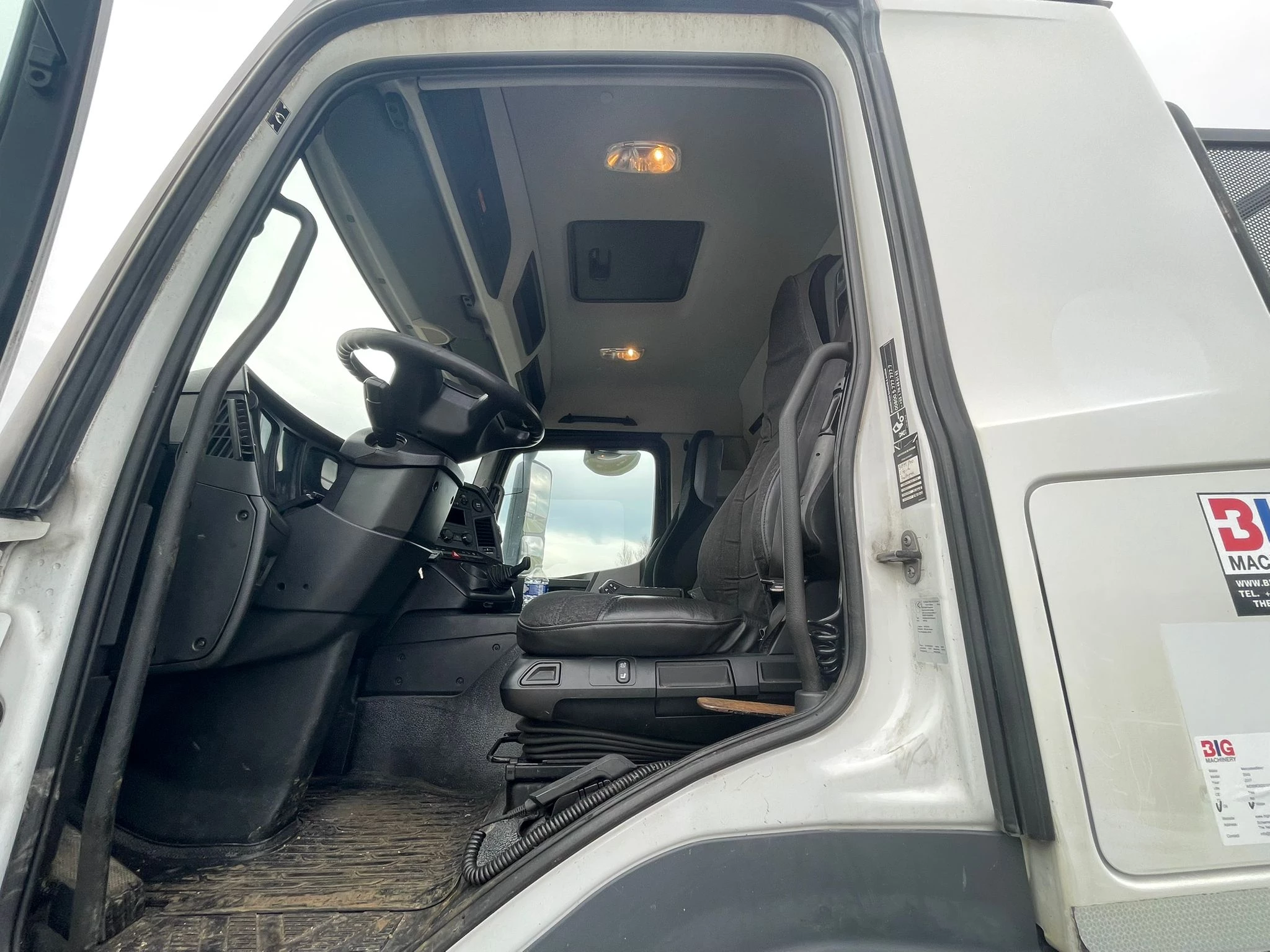 Mercedes-Benz Antos 2543 6x2 2017 imagen 16