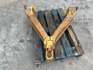 Cat N/A - D6H / D6R / D6T Zugtraverse / Trekhaak afbeelding 2