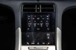 Porsche Taycan 2022 - Cross Turismo 4 | 93kWh | SOH 91% | Luchtvering | Panoramdak obrazek 28