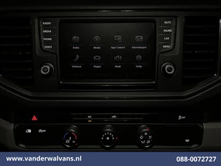 Volkswagen Crafter 2020 - 2.0 TDI 141pk L3H3 (L2H2) Euro6 Airco | Massagestoel | Camera | Apple Carplay | Cruisecontrol obrazek 15