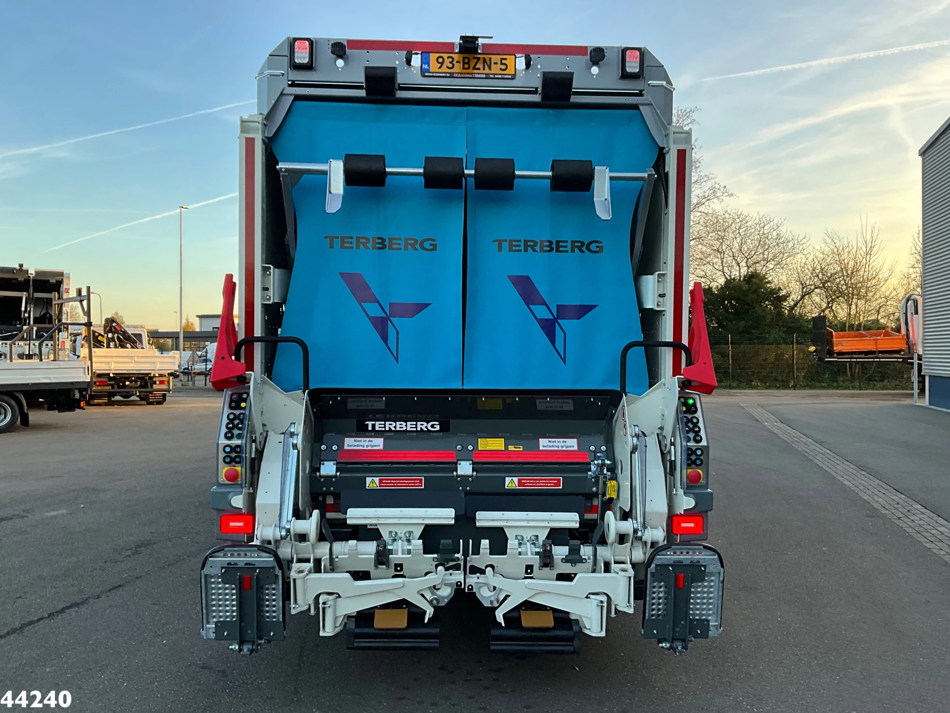 DAF FAG XD 300 Terberg Olympus 17m³ 2024 zdjęcie 6