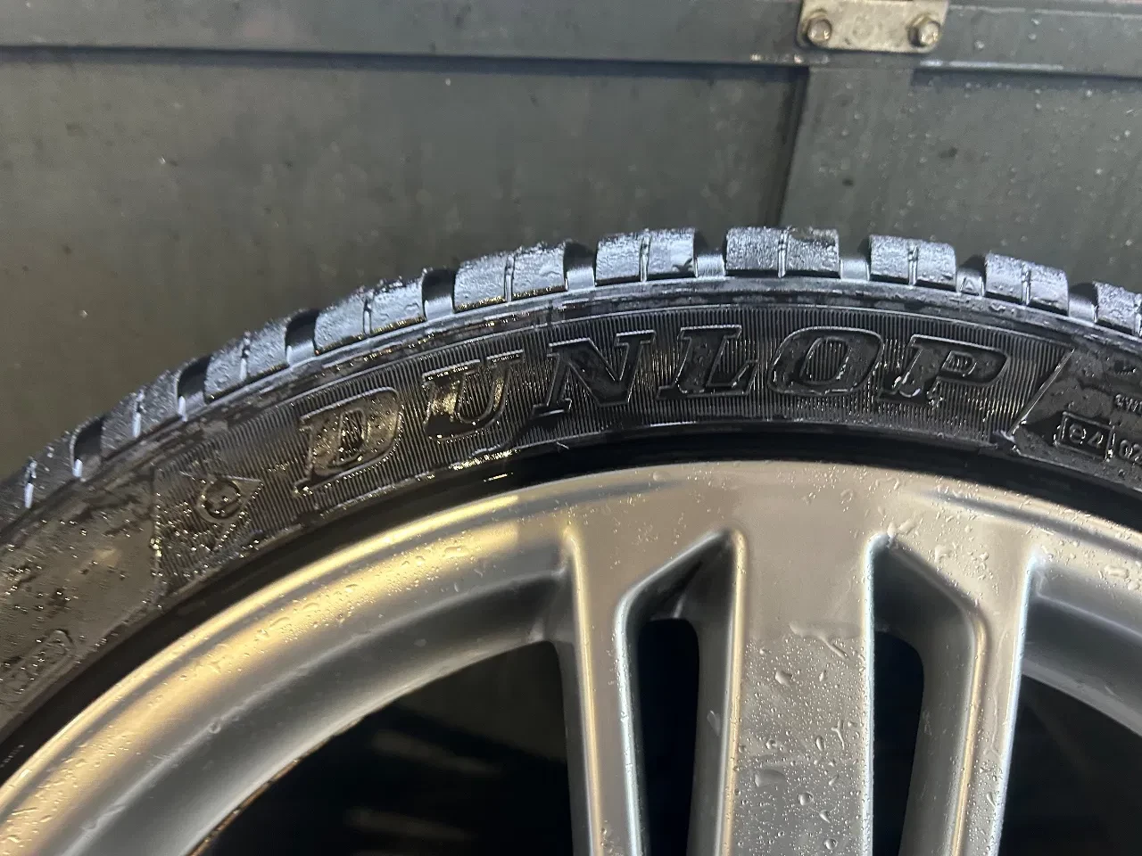 Audi RS4 - Audi RS4/RS5 Originele 19″ Velgen met DUNLOP SP WINTER SPORT afbeelding 12