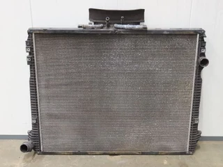 Scania - 2439722 Radiateur afbeelding 2 miniatuur