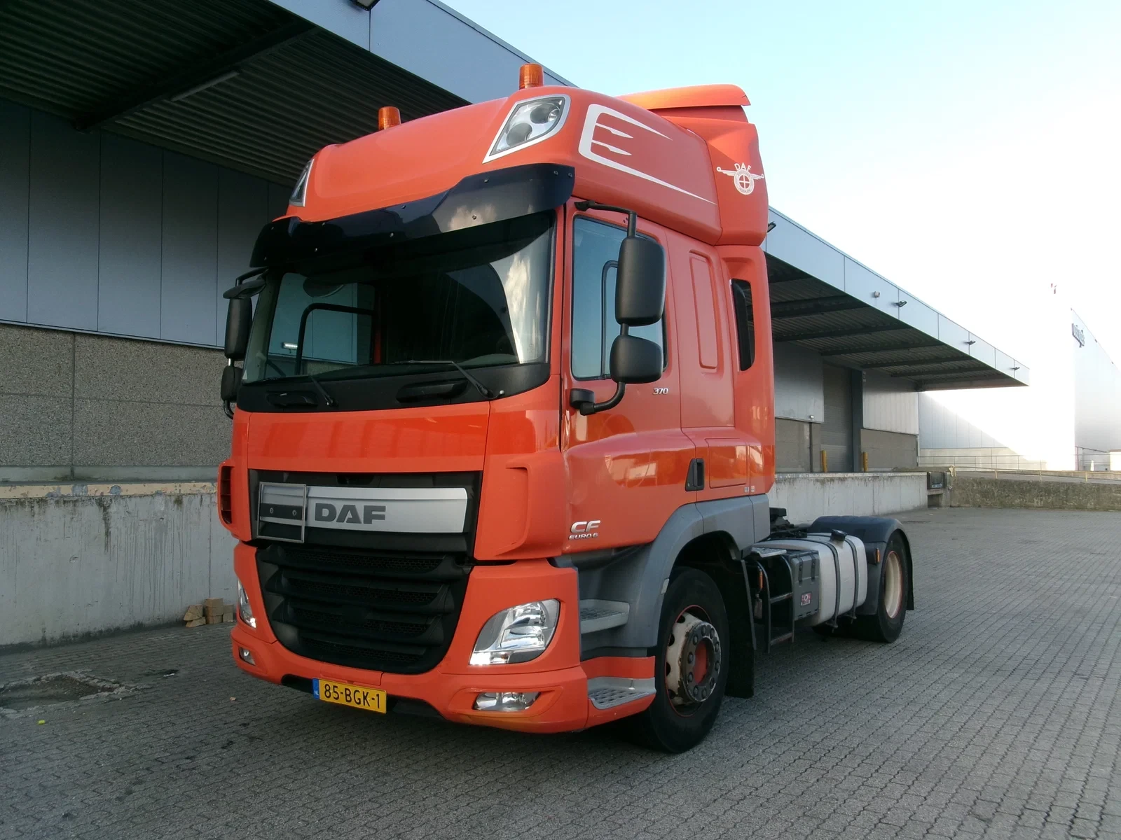 DAF CF 2015 - 370 M4EN3 NL TRUCK afbeelding 1