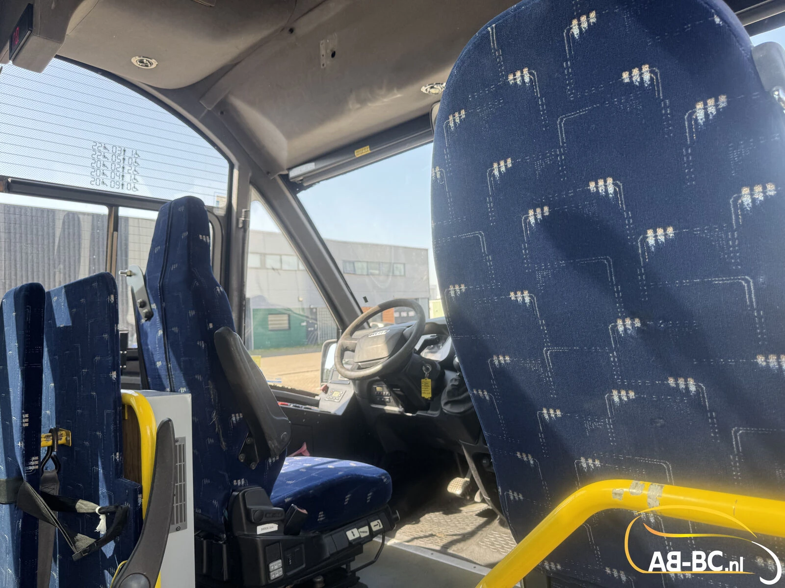 Iveco Rosero First 24 Seats EURO 6 2015 afbeelding 36
