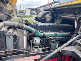 Volvo NH 12.460 2001 - N/A obrazek 22