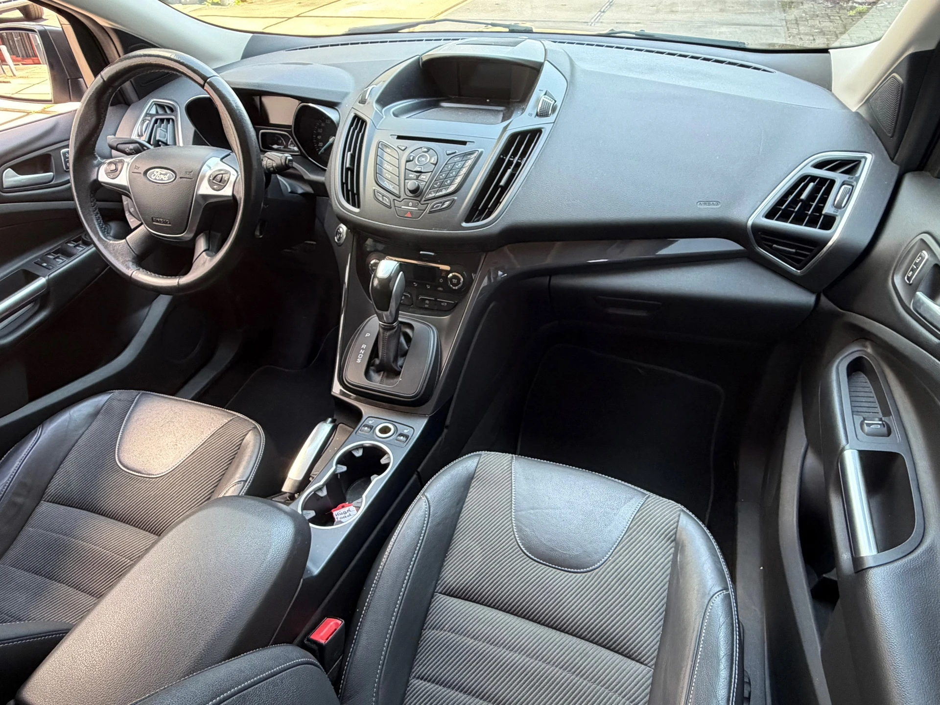 Ford Kuga 2015 - 1.5 Titanium Plus 4WD bj.2015 Autom|Pano|Navi|Trehaak. image 9
