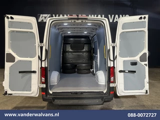 Volkswagen Crafter 2022 - 2.0 TDI 141pk L3H3 L2H2 Euro6 Airco | Camera | Apple Carplay | Cruisecontrol | Chauffeursstoel obrazek 12